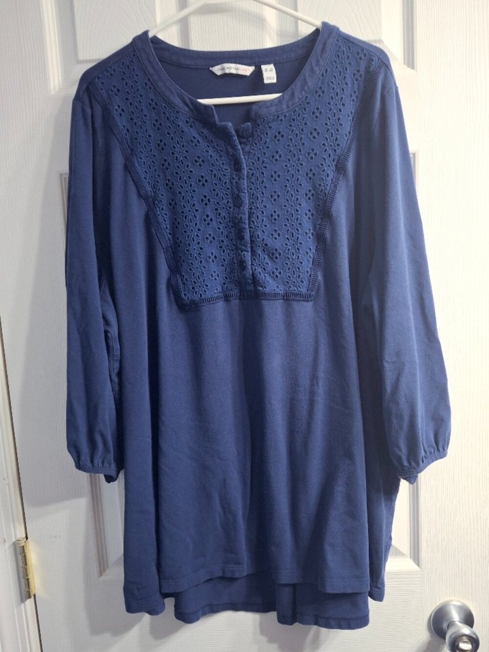 Isaac Mizrahi Live Blue Eyelet Yoke Tunic Top, Size 3X